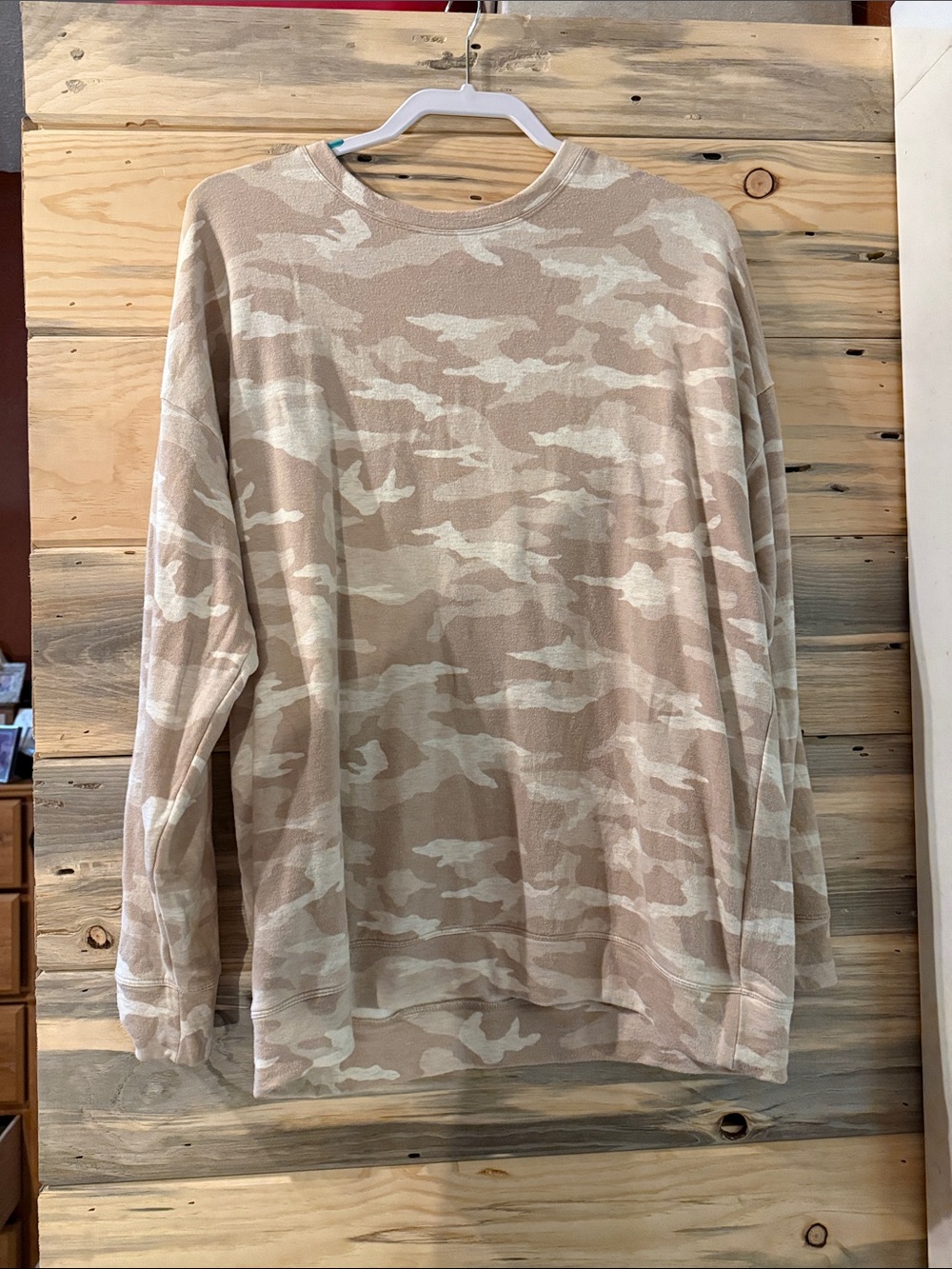 Athleta Beige and Cream Camo Crewneck Sweatshirt